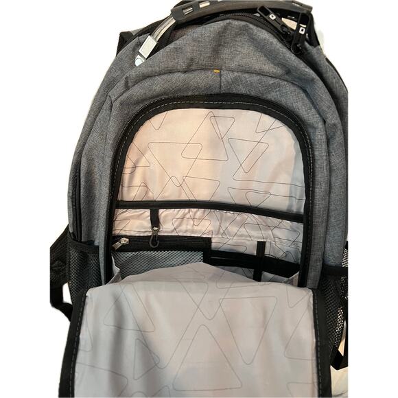 Dejuno Padded Laptop Travel Backpack - Picture 3 of 5